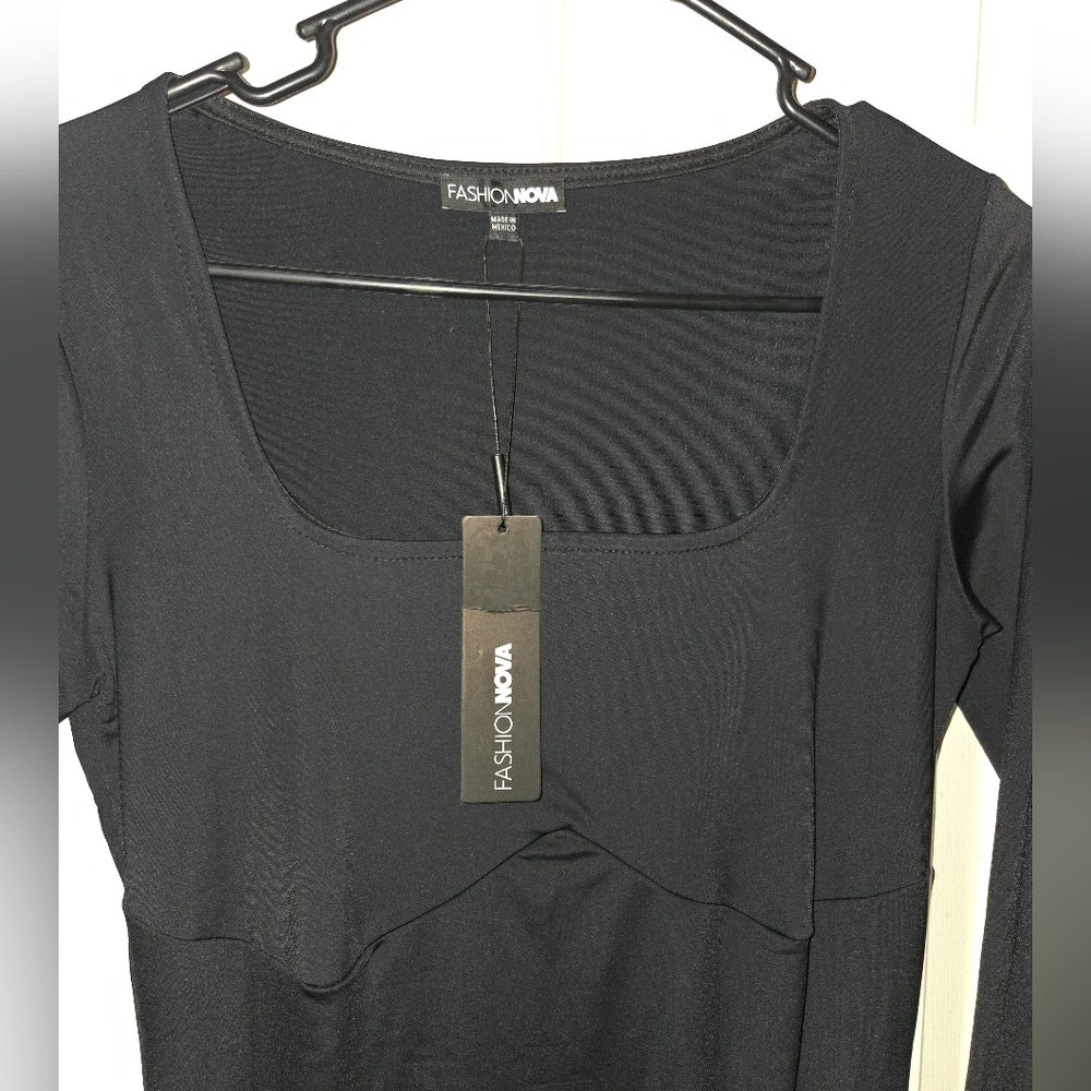 NWT!! Fashion Nova Elegant Black Long Sleeve Dress - Picture 6 of 7